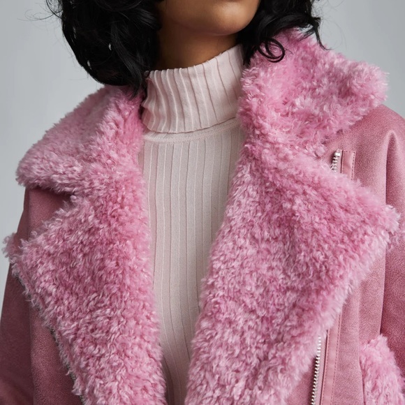 Faux Shearling Cropped Jacket - Picture 2 of 6